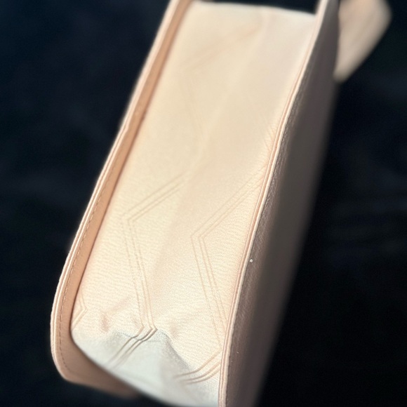 Giorgio Armani Pouch blush pink nude cosmetic toiletry case holder/ wristlet - Picture 13 of 15